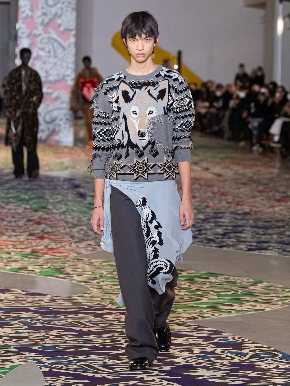 ETRO FW22 Runway Wolf Jacquard Distressed Wool Sweater